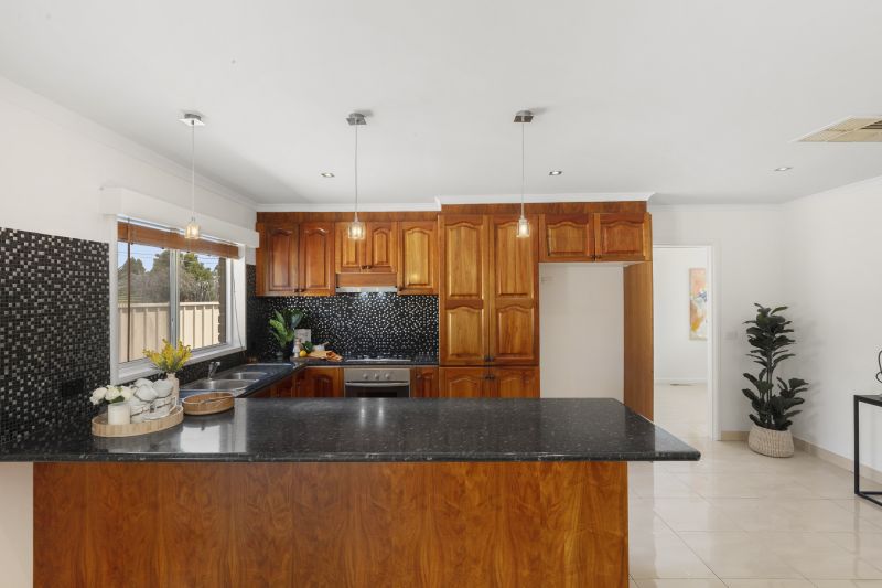 2 Tyler Court, Epping