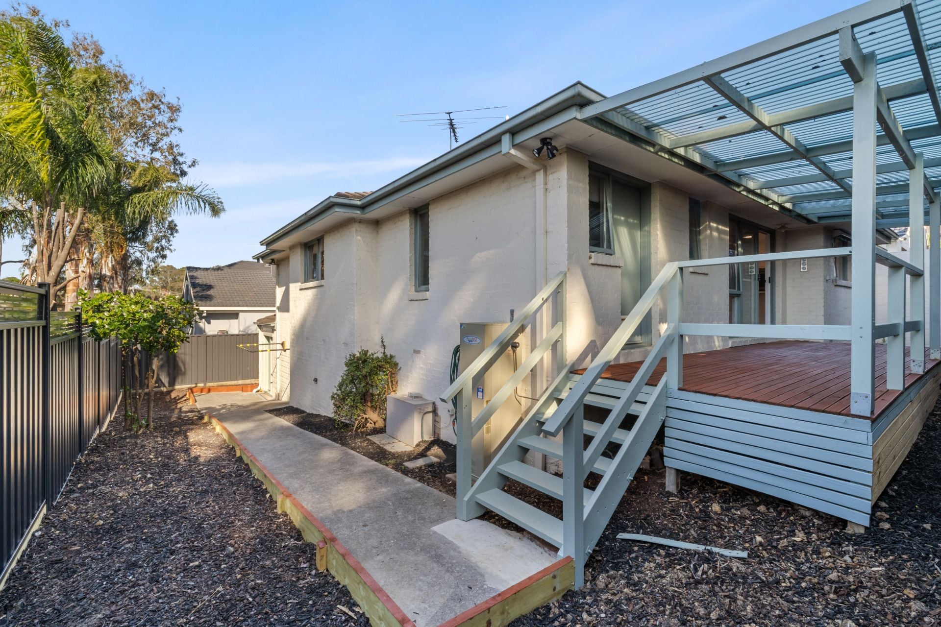 Generous 3-Bedroom Home in Sought-After Templestowe