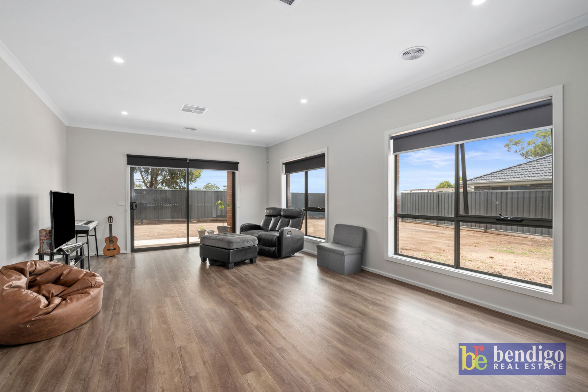 17 Charters Way Huntly VIC, Huntly - Thumbnail 5