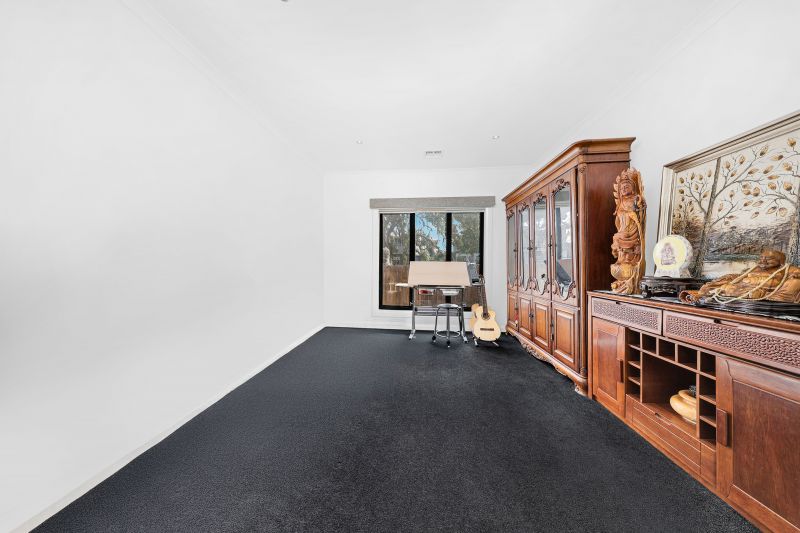 6 Baltic Grove, Epping