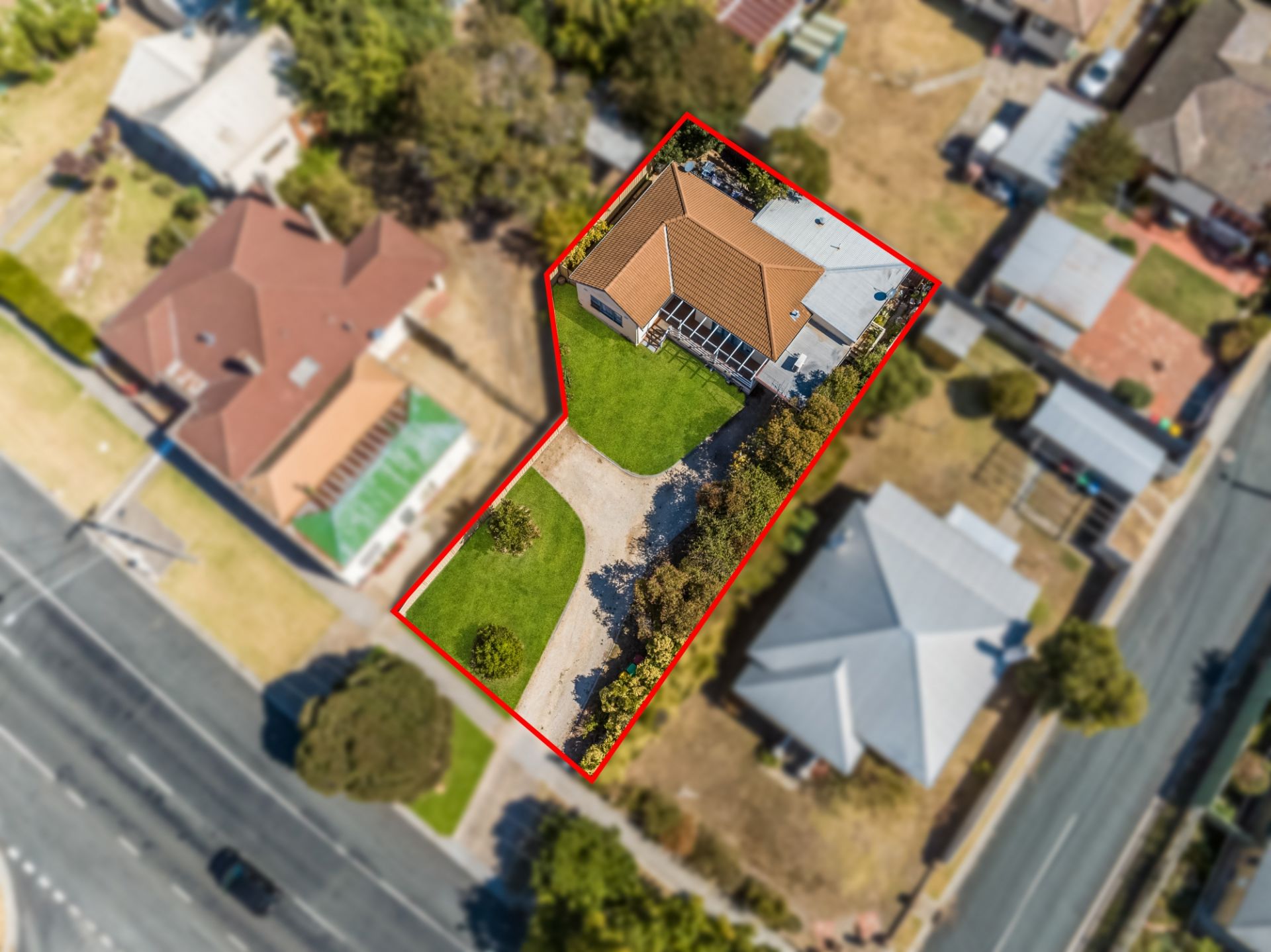 16 Spring Gully Road, Quarry Hill, Quarry Hill, Quarry Hill - Thumbnail 3