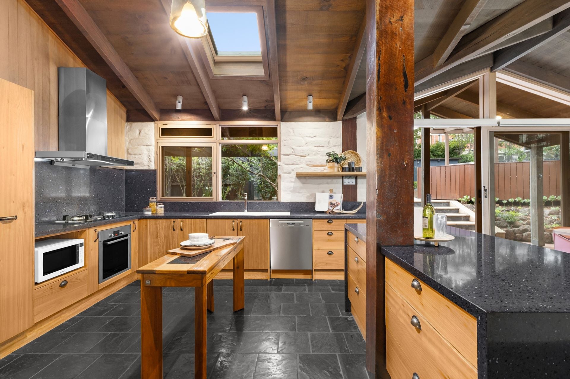 5 Victoria Avenue, Canterbury, Canterbury - Thumbnail 5