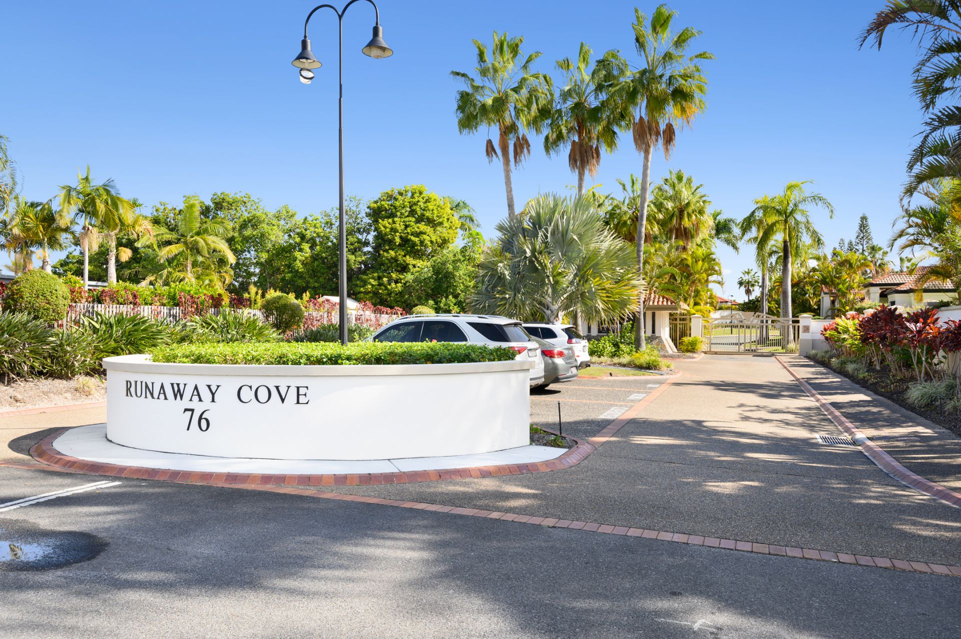 50/76 Bayview Street, Runaway Bay QLD 4216, Runaway Bay - Thumbnail 5