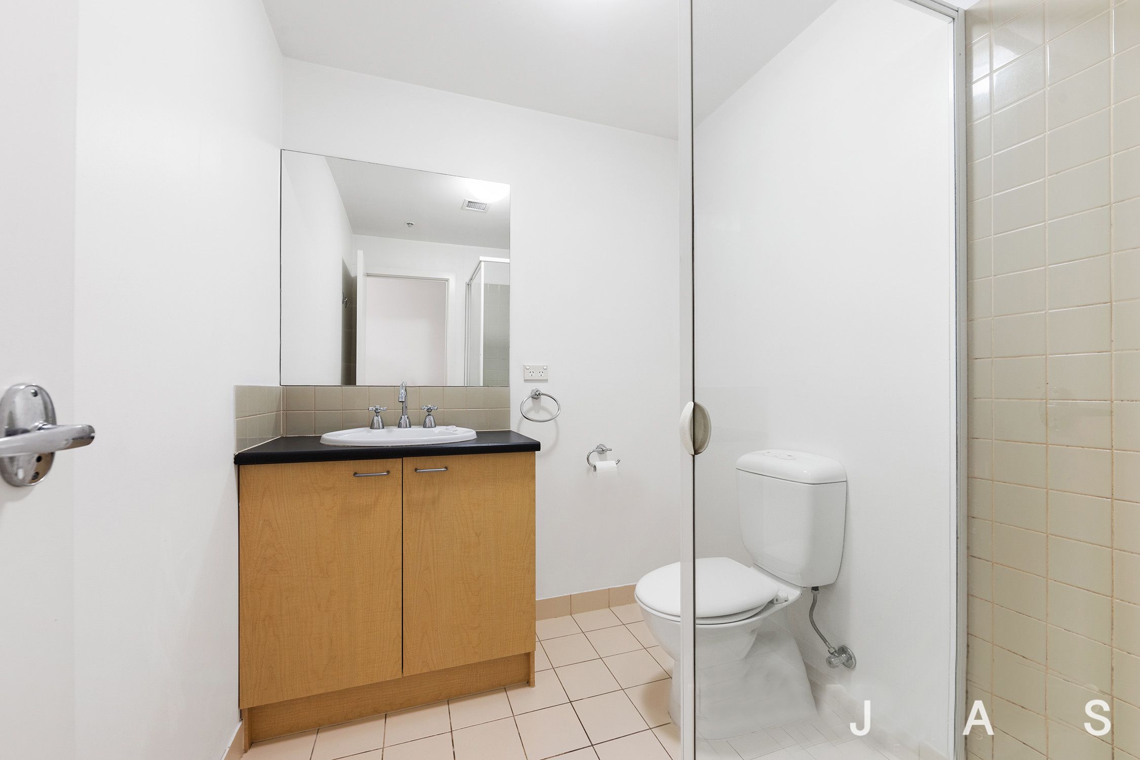 32/1 Gatehouse Drive Kensington VIC, Kensington - Thumbnail 4