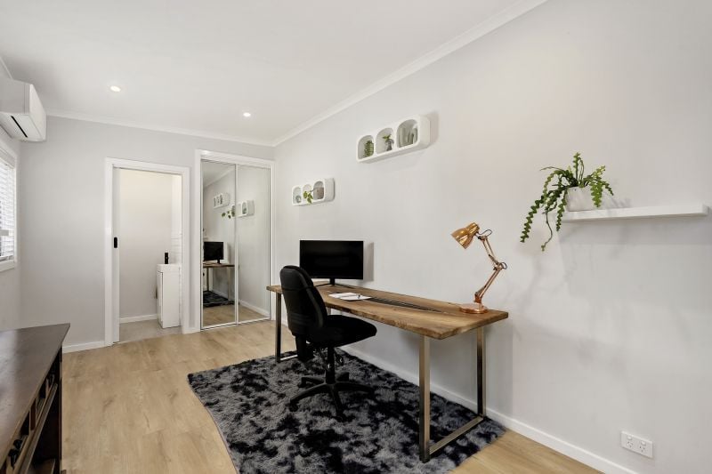 57 Hayston Boulevard, Epping