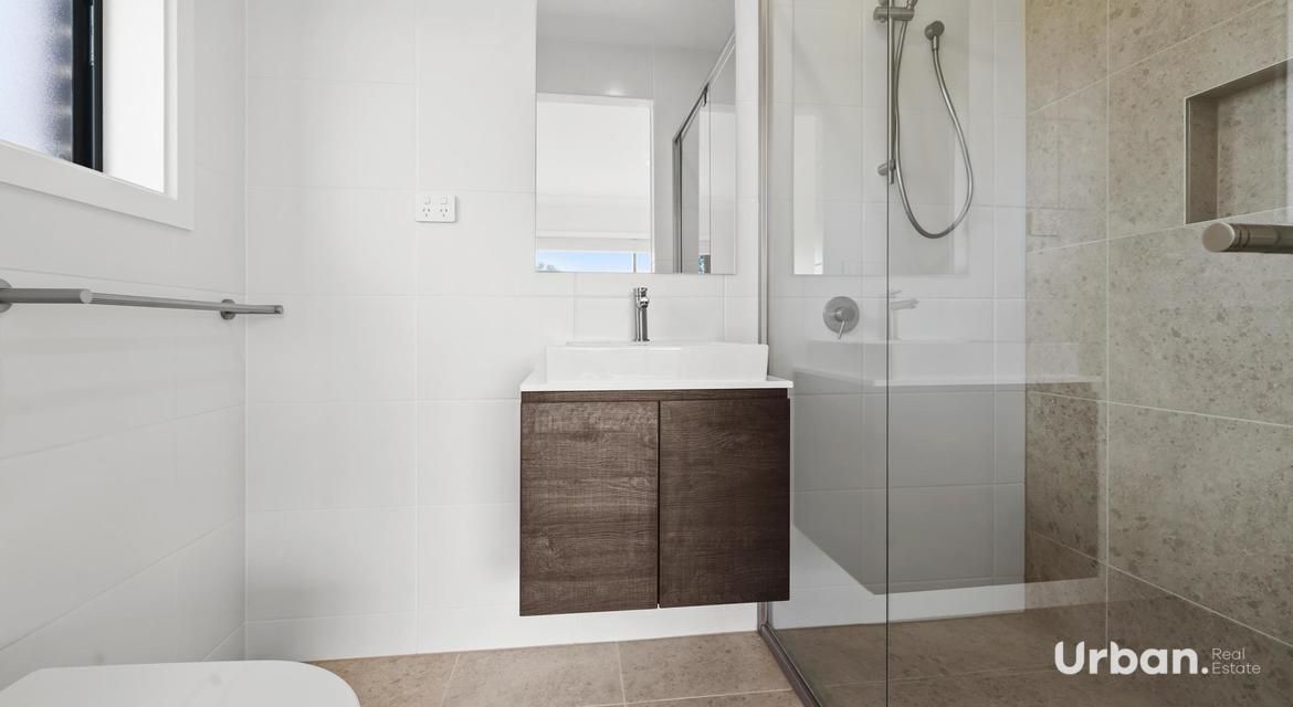 Austral 24 Caussade Crescent