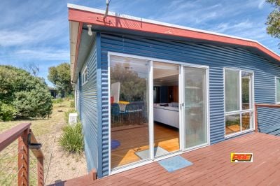 6 Pandora Avenue, Venus Bay VIC, Venus Bay - Thumbnail 4