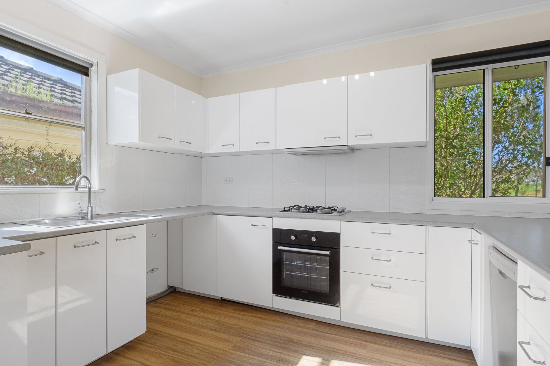 29 MacKenzie Street West, Golden Square, Golden Square, Golden Square - Thumbnail 4