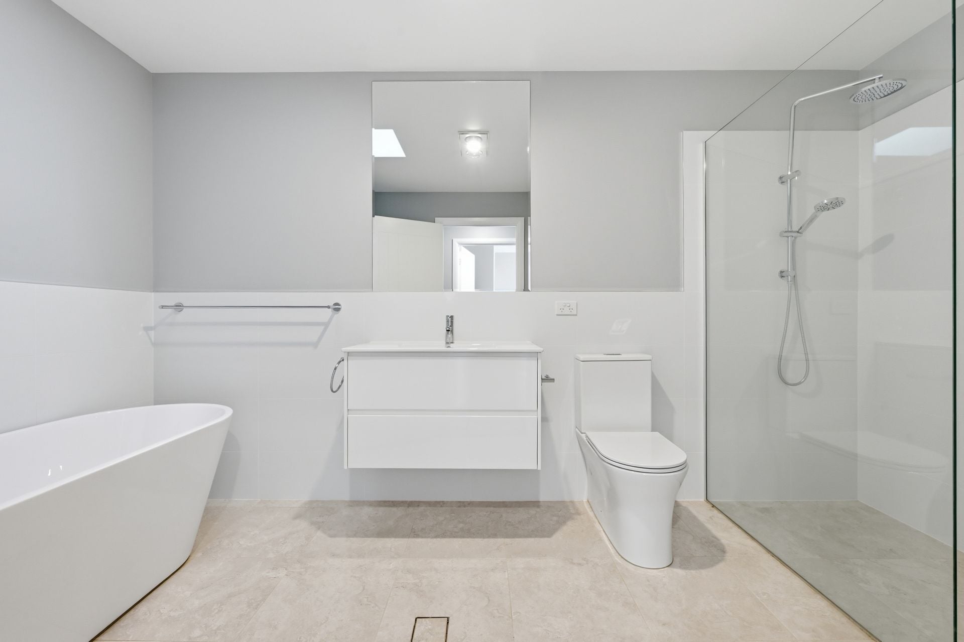 18 Foreshore Avenue Lake Cathie NSW, Lake Cathie - Image 1