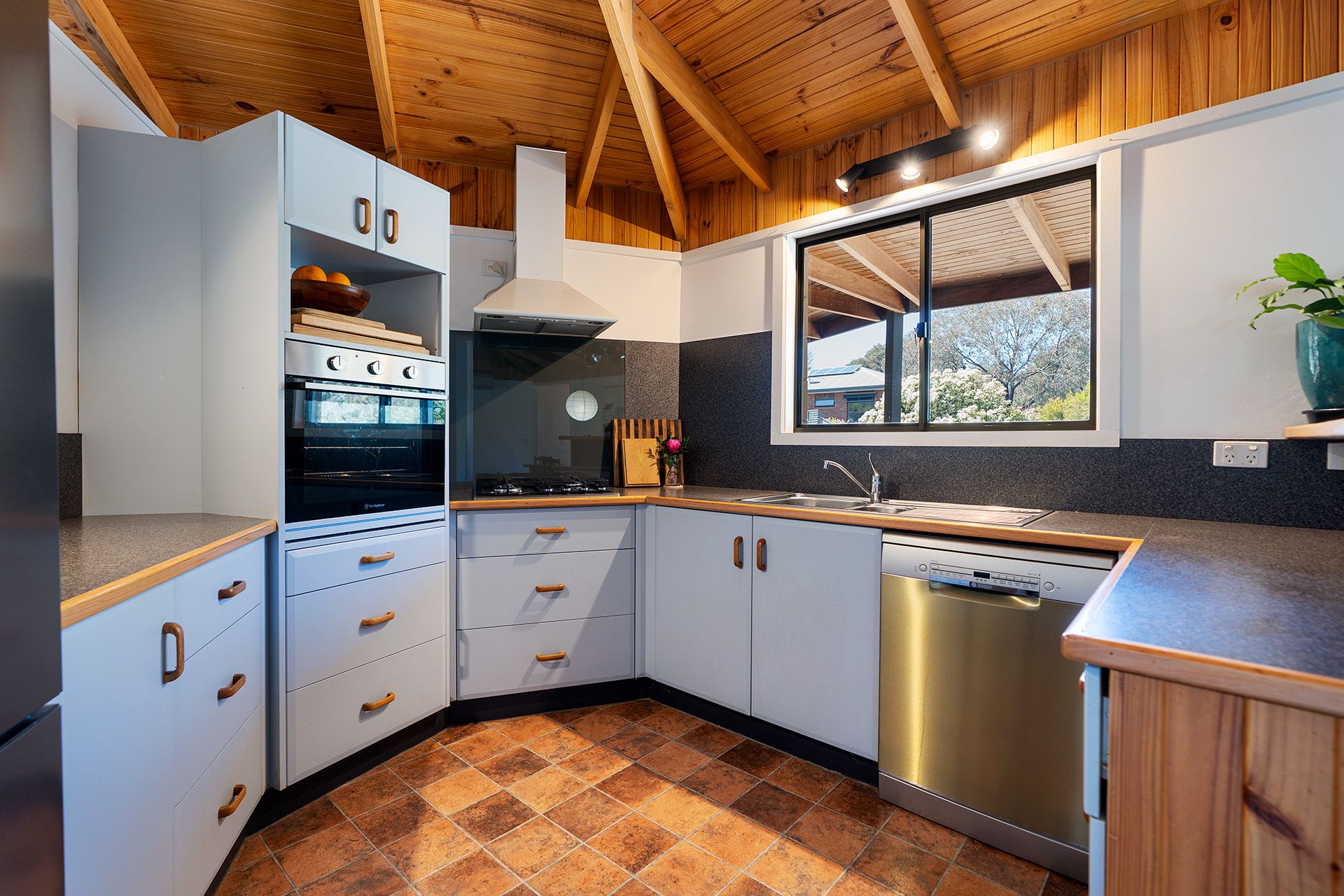 1 Sterrit Street, Castlemaine - Thumbnail 7