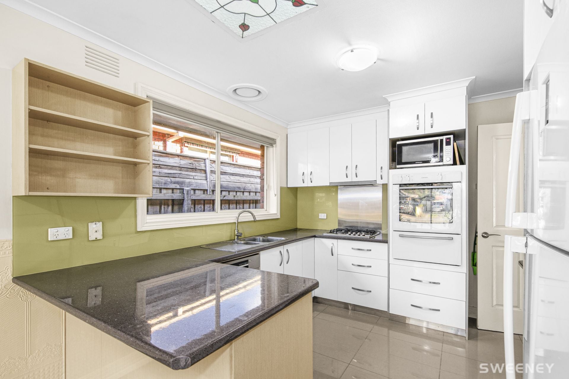 26 Powlett Street, Altona Meadows - Thumbnail 2
