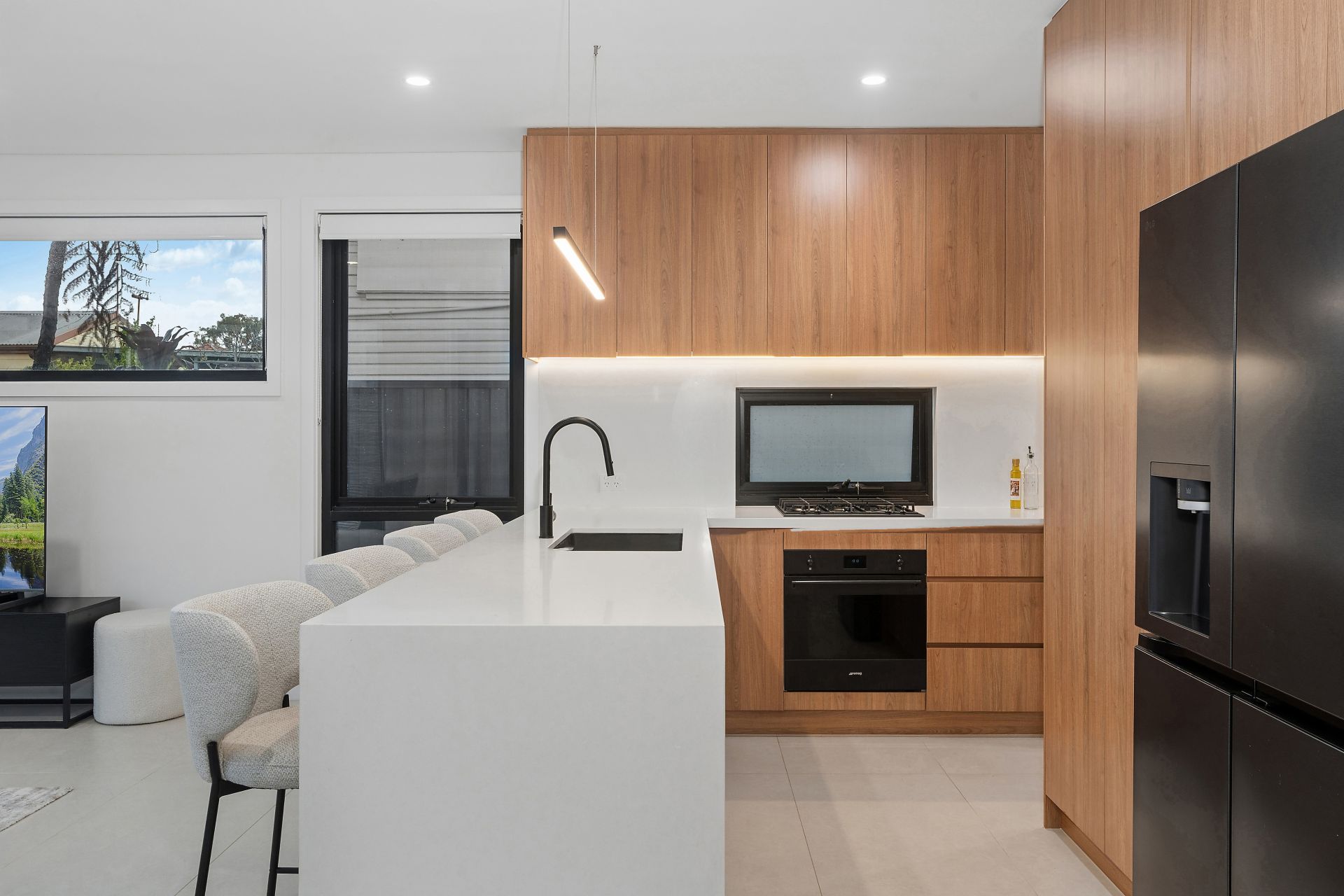 17 Oxford Street, Smithfield, Smithfield - Thumbnail 2