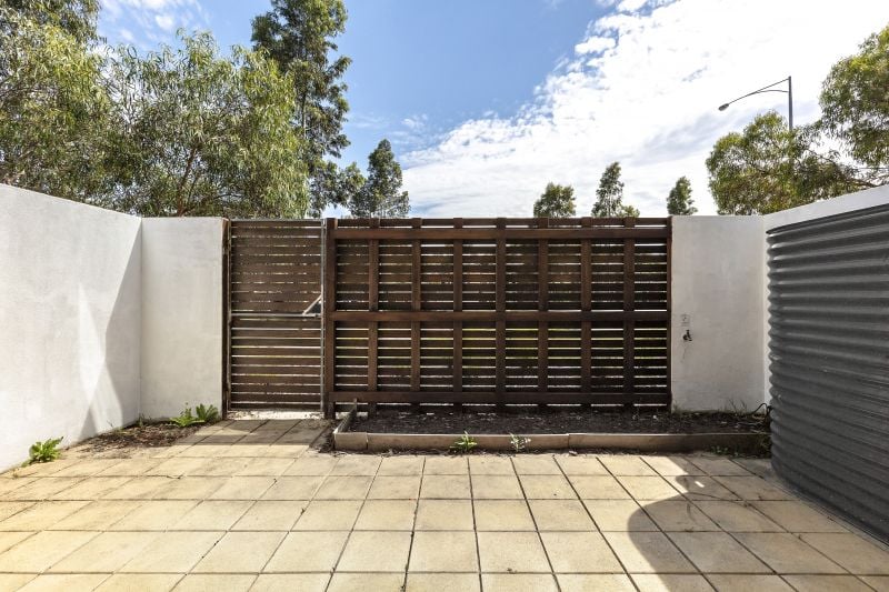 22 Silverash Drive, Bundoora