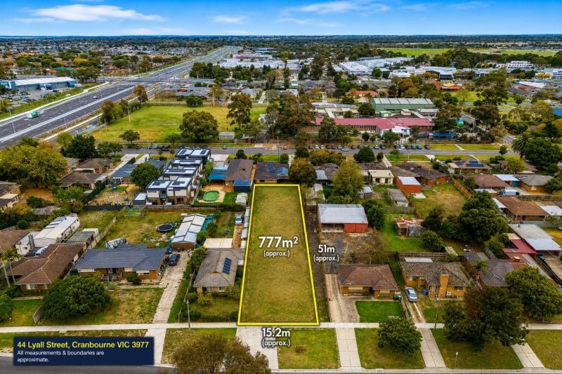 Cranbourne, Cranbourne - Thumbnail 3
