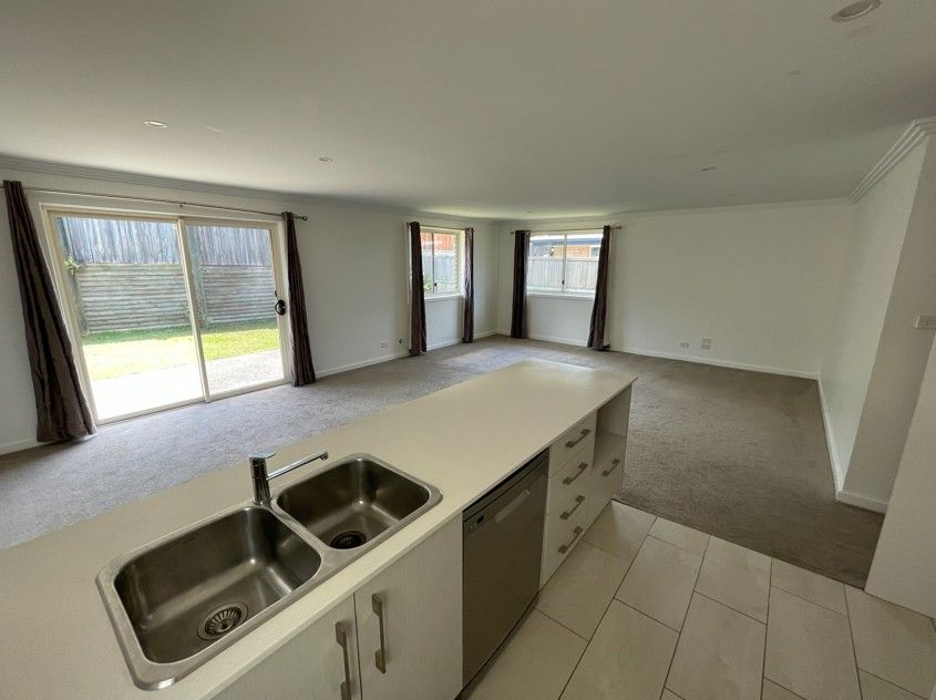 4 Callows Road, Bulli, NSW 2516, Bulli - Thumbnail 2