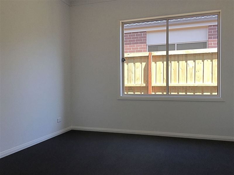 50 Adoquin Street, Doreen