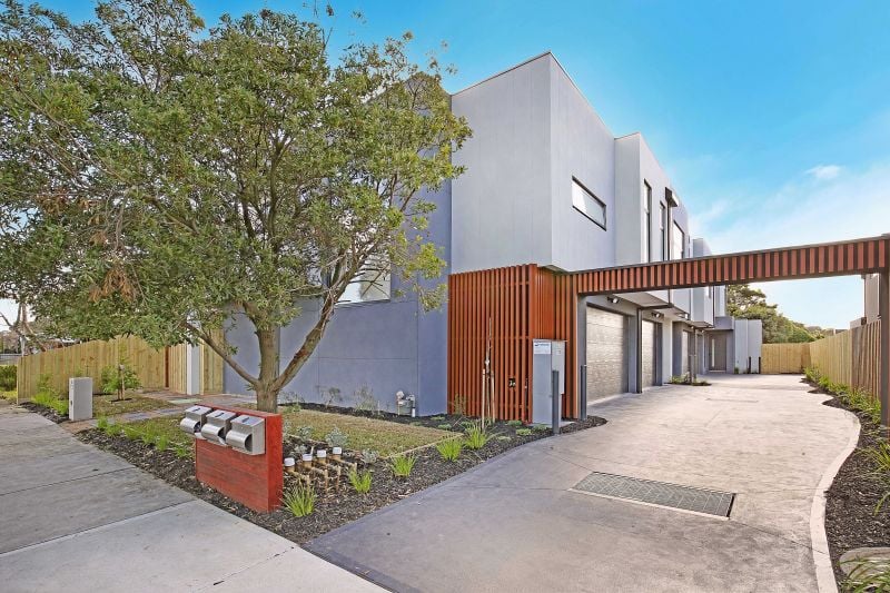 3/118 Southern Road, Heidelberg West