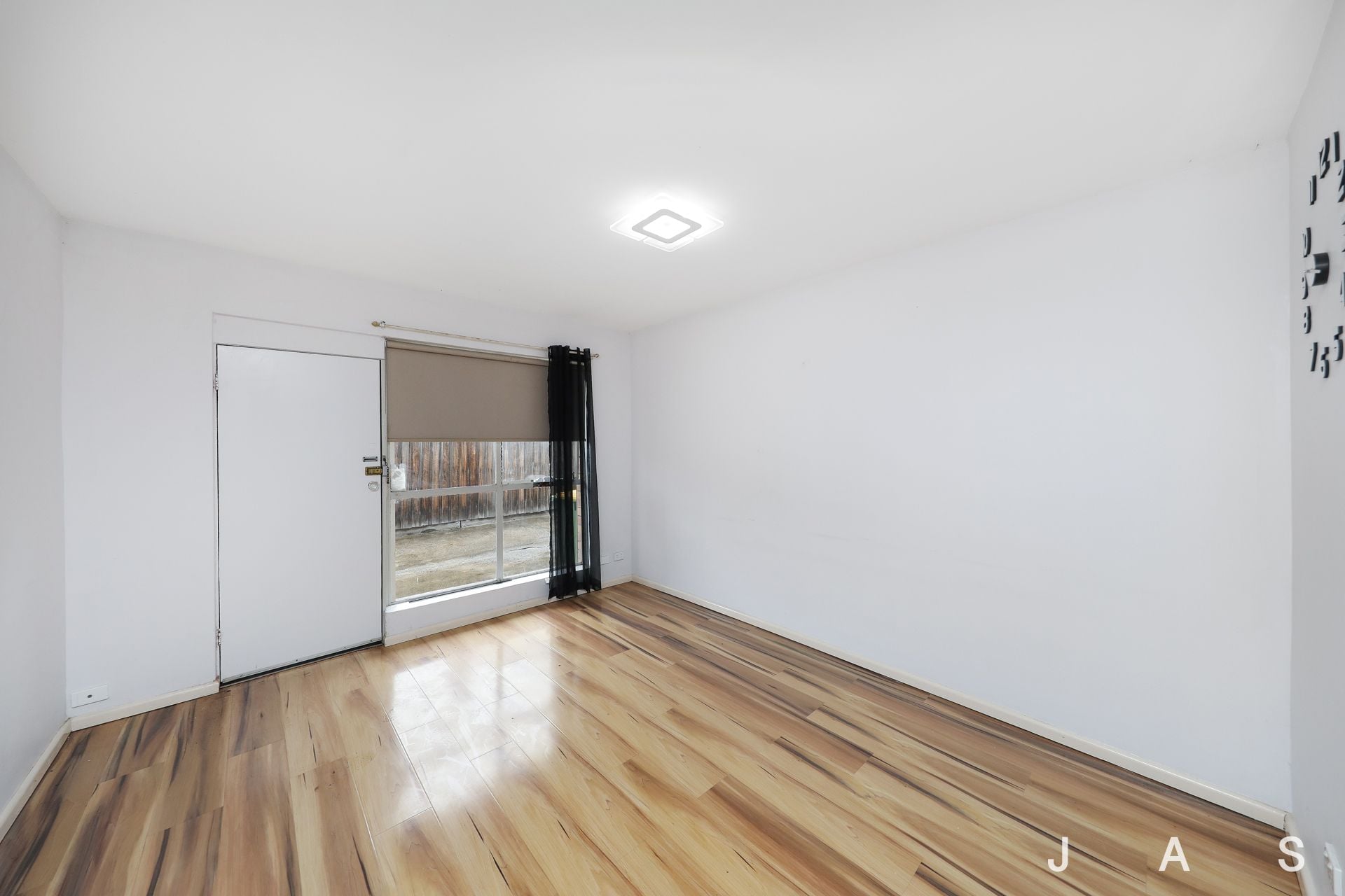 1/10 Hartley Avenue West Footscray VIC, West Footscray - Thumbnail 4
