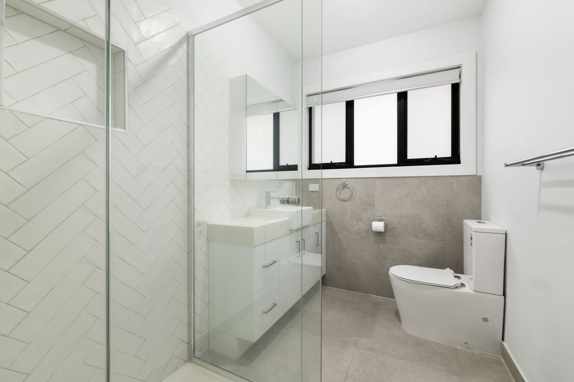 Modern 3-Bedroom Townhouse in Prime Reservoir Location
