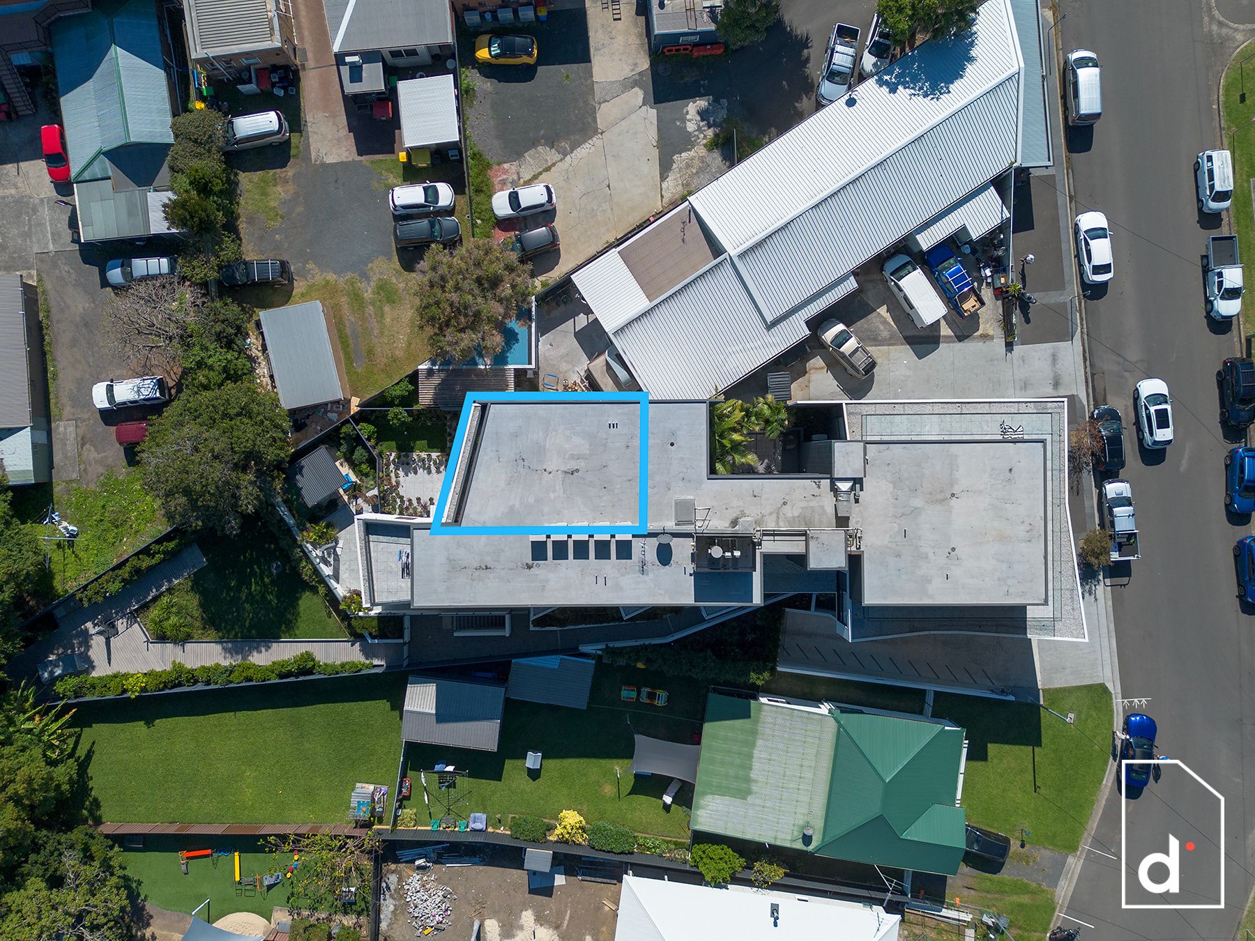 202/8 Railway Parade, Thirroul NSW