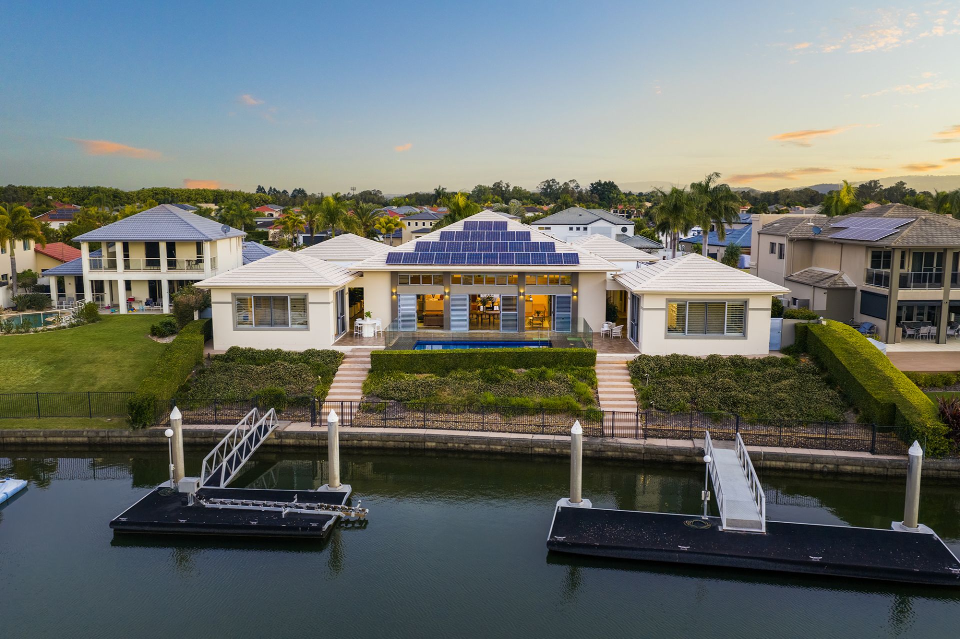 2166 Beaufort Way, Hope Island QLD 4212, Hope Island - Thumbnail 2