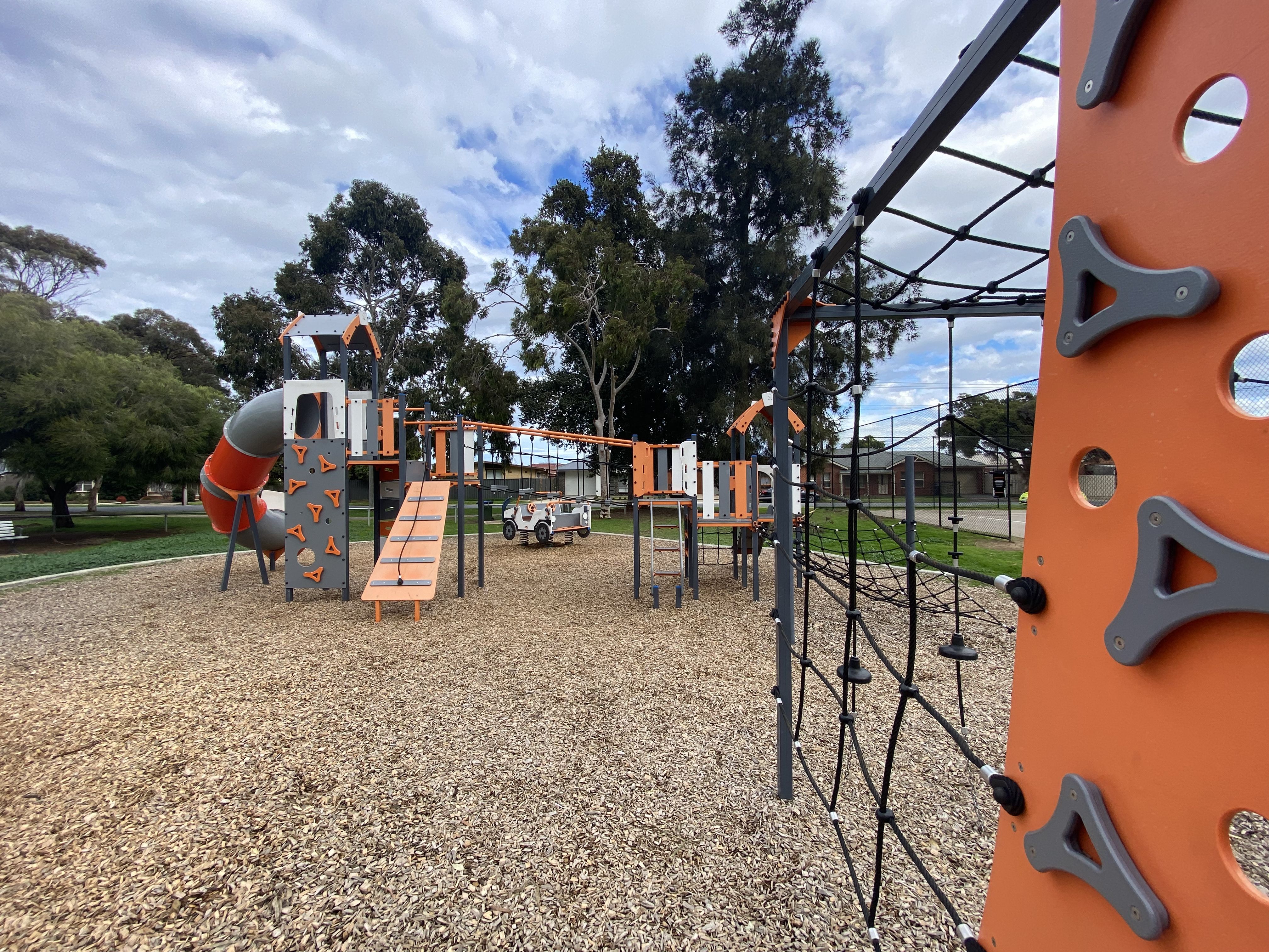 3 Foot Avenue, Seaton SA 5023