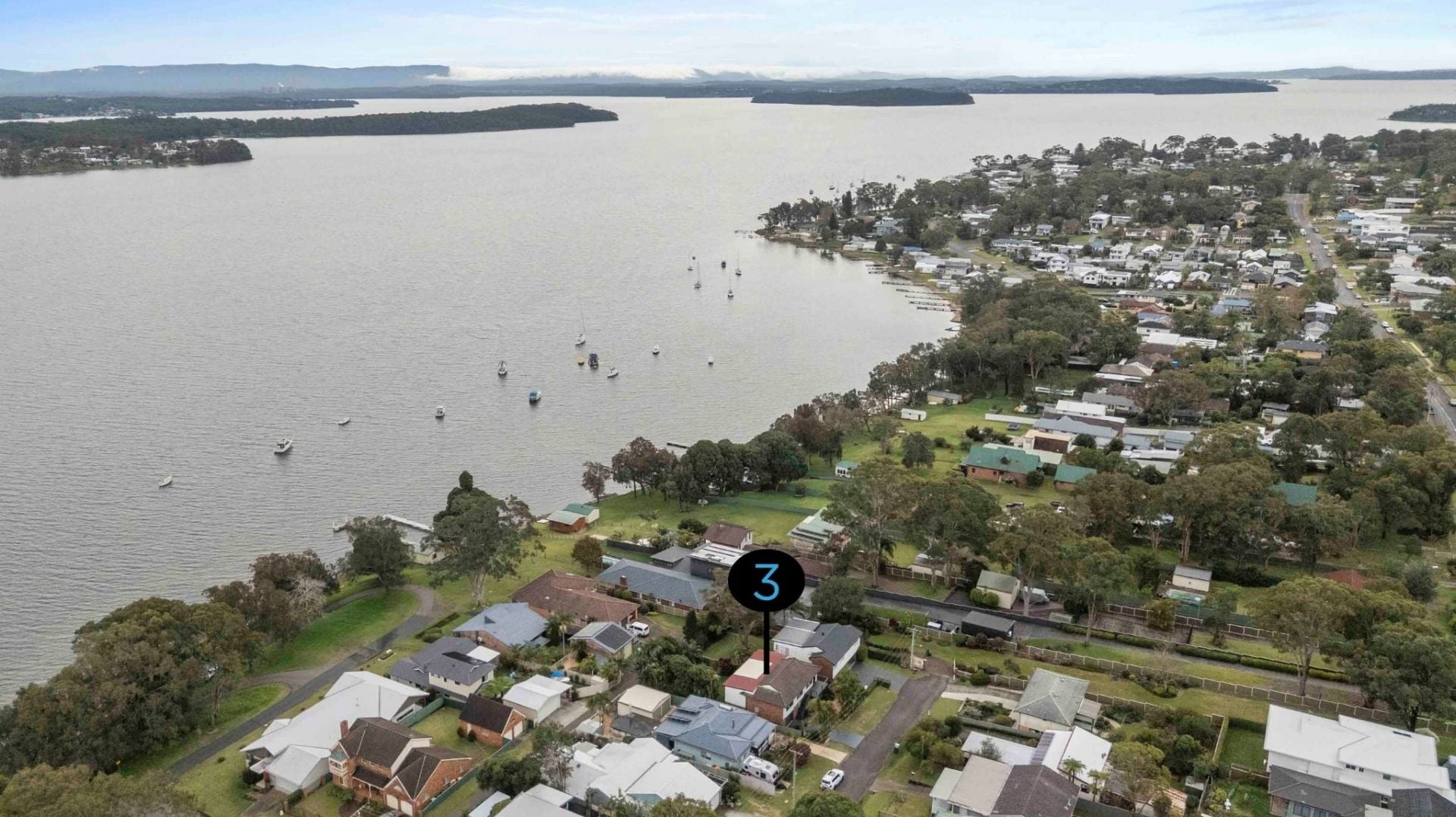 4 Berncla Avenue, Nords Wharf - Image 1