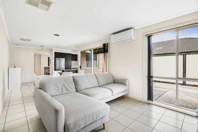 25 Anglers Drive, Epping