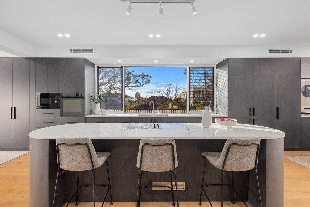 2 Cook Street, CARINGBAH SOUTH, Caringbah South - Thumbnail 3