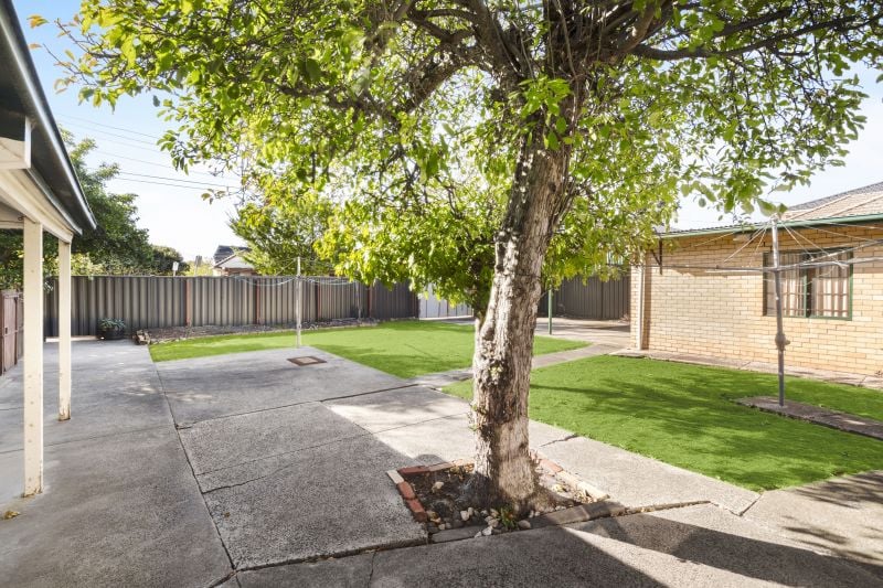 376 Station Street, Lalor