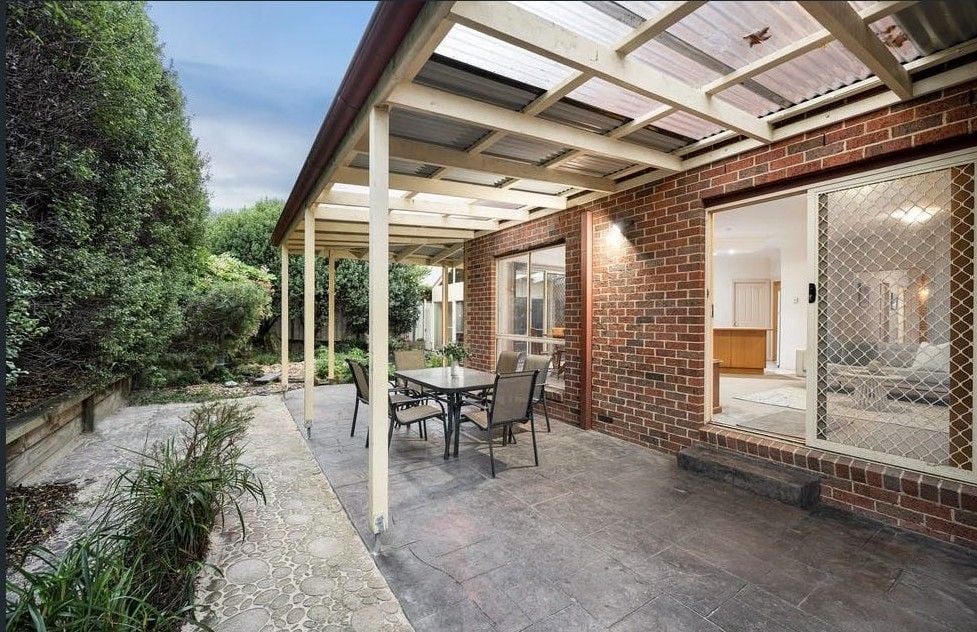 Spacious Family Living in a Sought-After Chirnside Park Location