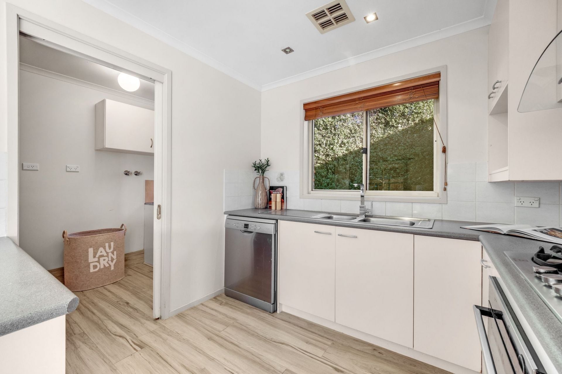 2 Nugent Close Jerrabomberra NSW, Jerrabomberra - Thumbnail 7