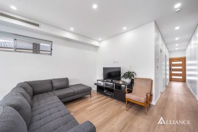 16 Grieve Crescent, Milperra NSW, Milperra - Thumbnail 2