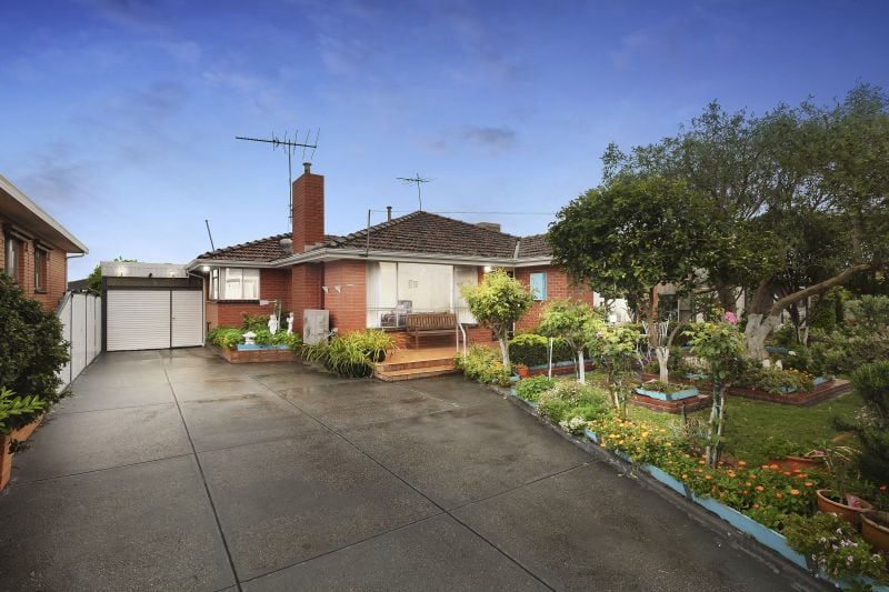 95 Spring Street, Thomastown