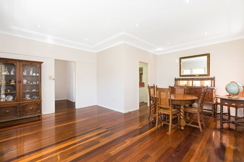 53 Woodfield Boulevarde, CARINGBAH, Caringbah - Thumbnail 3