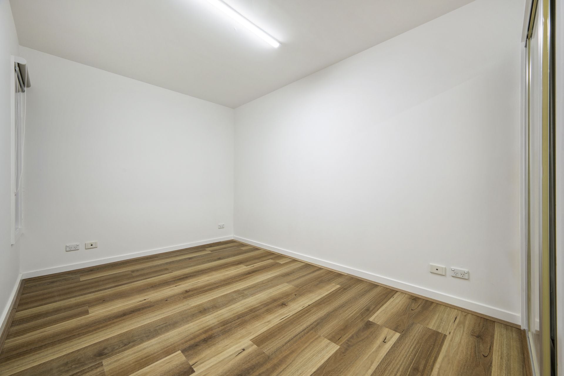 UPDATED APARTMENT IN THE MOUNT COOPER ESTATE