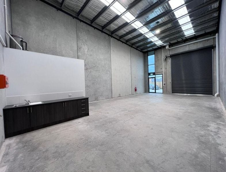 Prime Commercial Warehouse Space