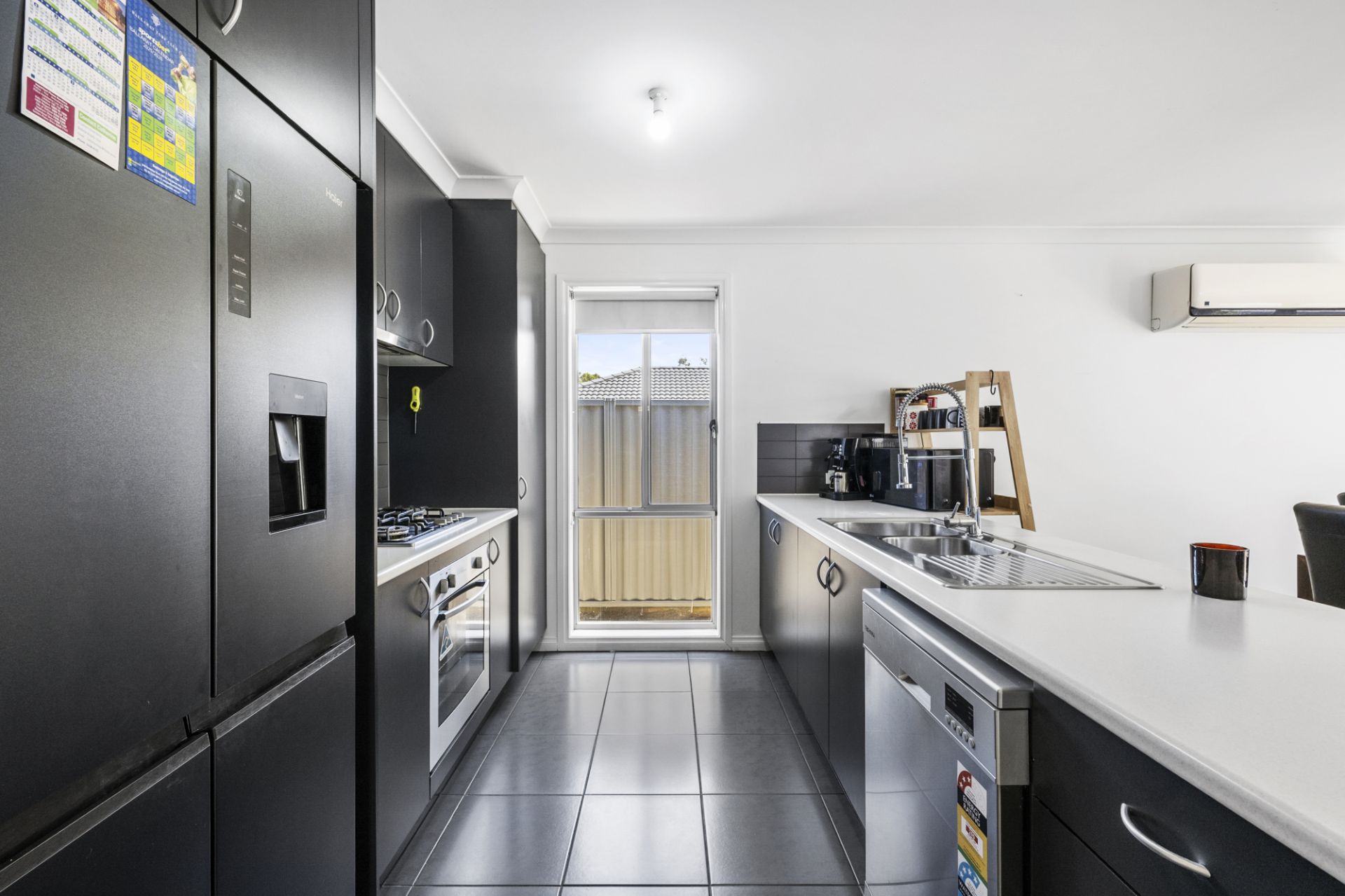 20 McDonald Drive, Mitchell Park, Mitchell Park - Thumbnail 8