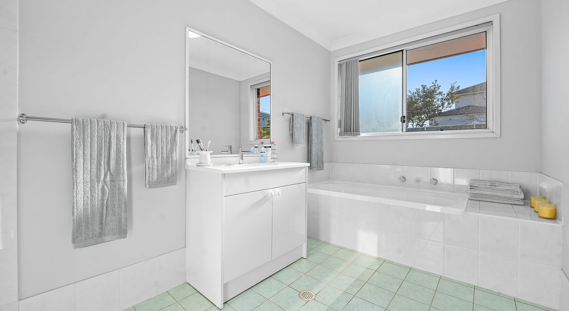 Blair Athol 5 Helm Cottage Street