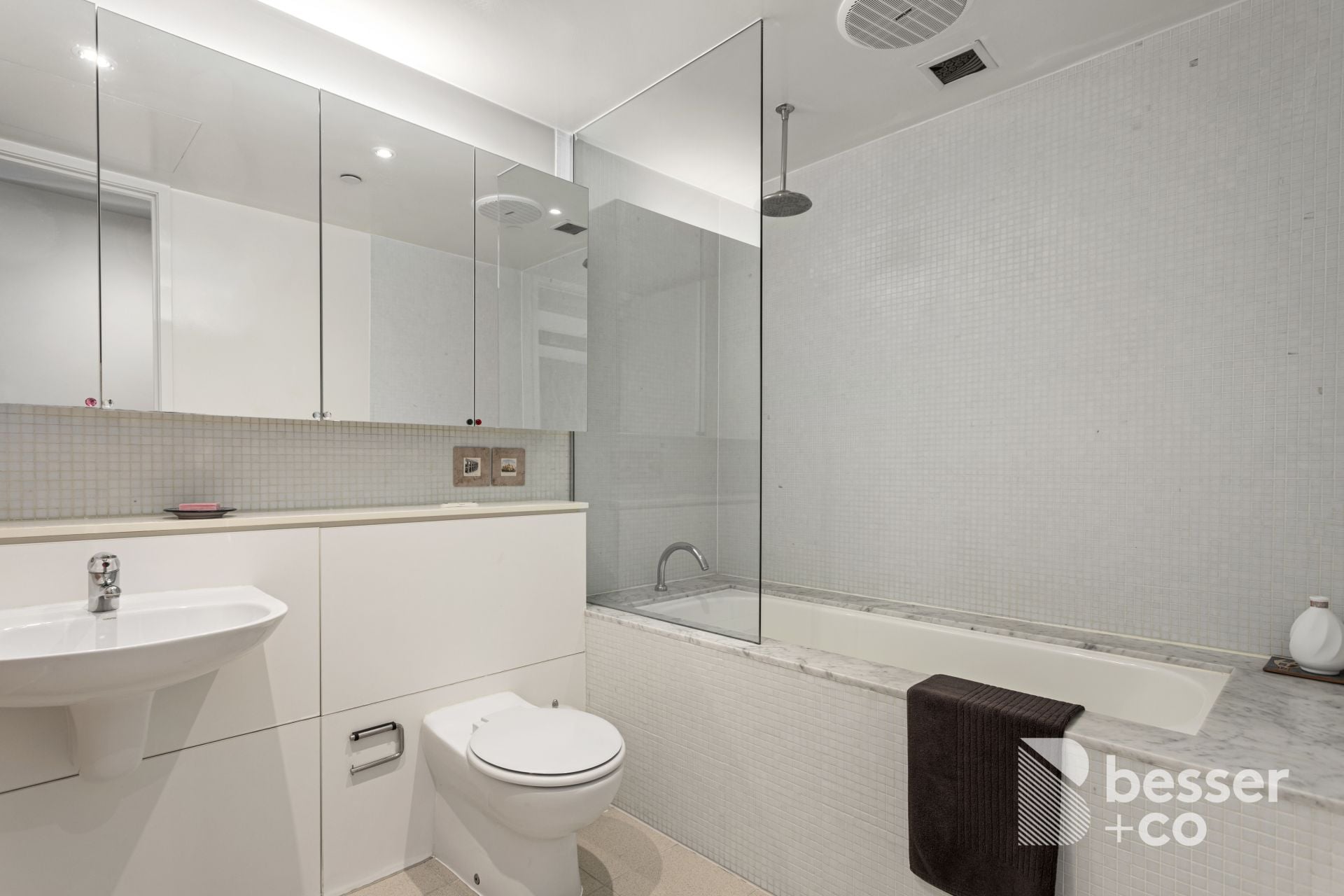 602/217 Abeckett Street, Melbourne - Thumbnail 8