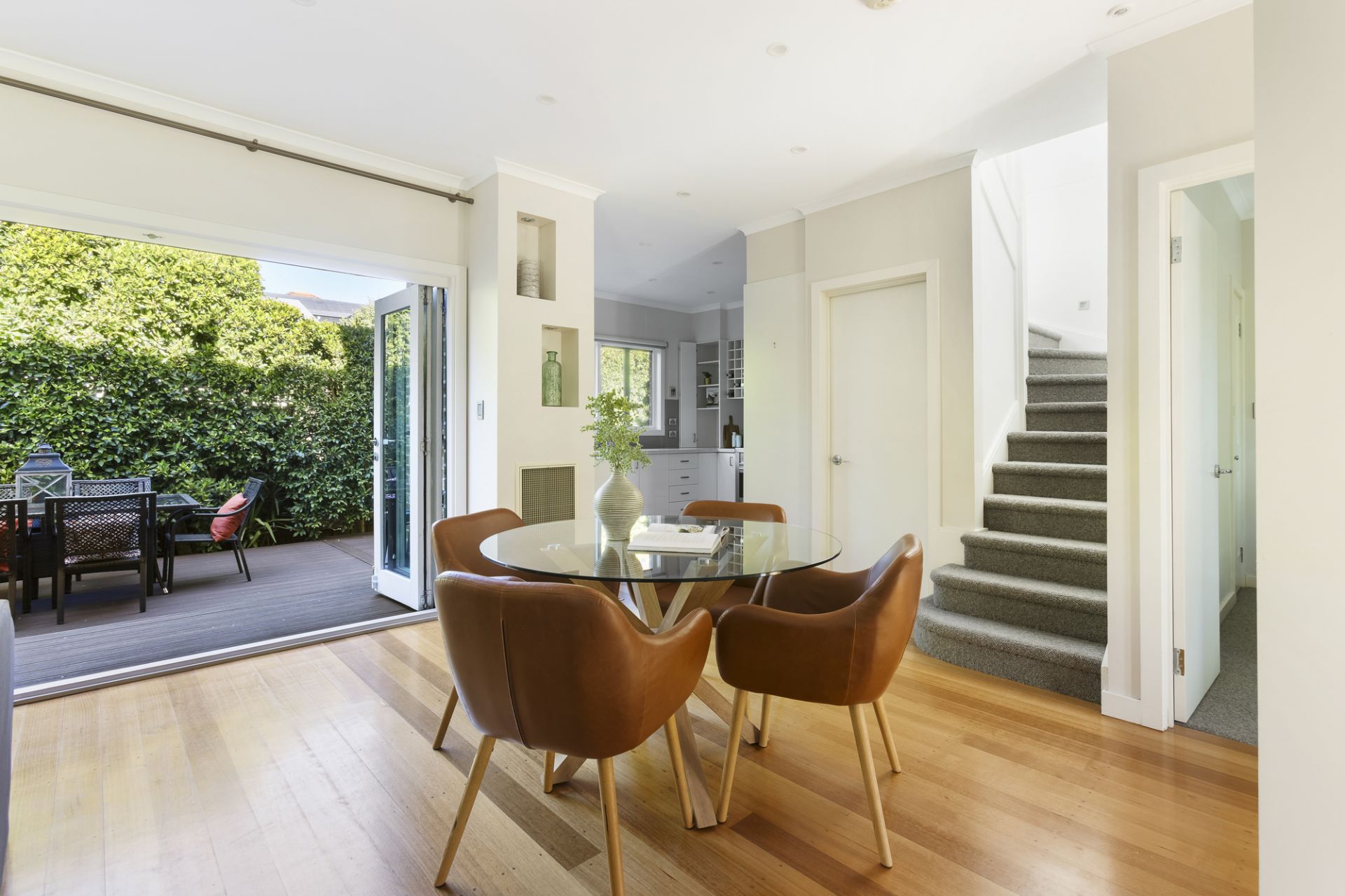 74 Gardiner Parade, Glen Iris, Glen Iris - Thumbnail 3