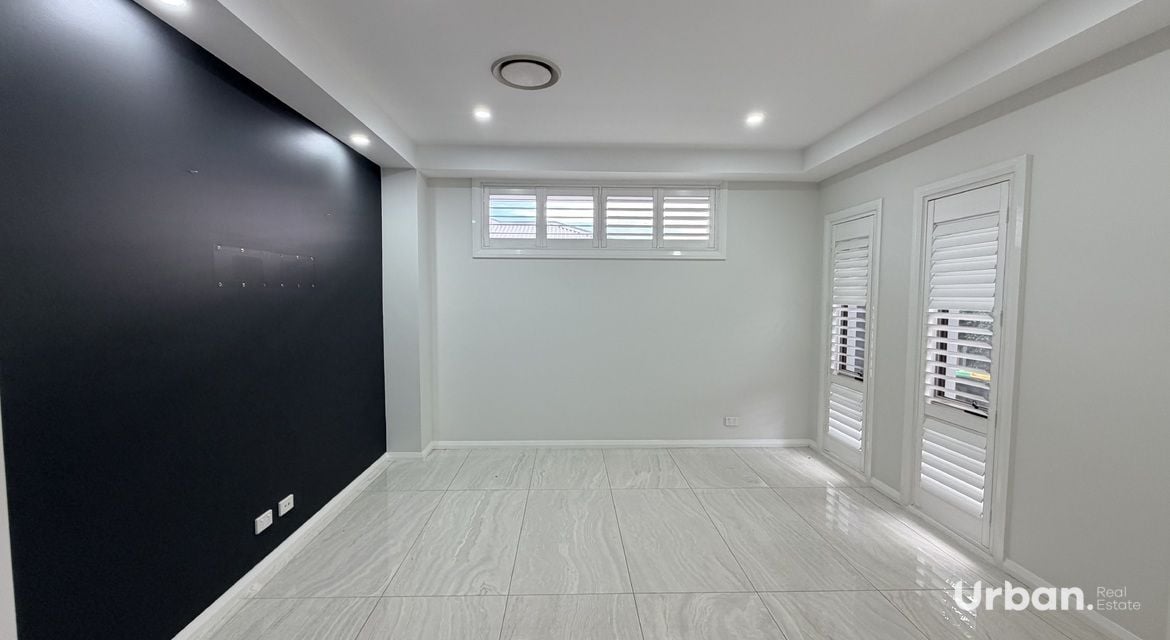 Oran Park 25 Sowerby Street