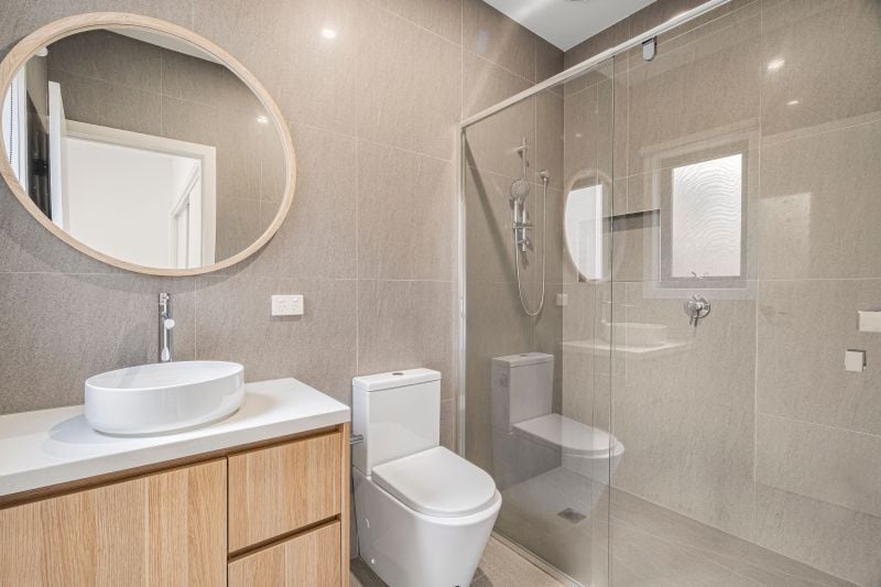 2/37 Tramoo Street, Lalor