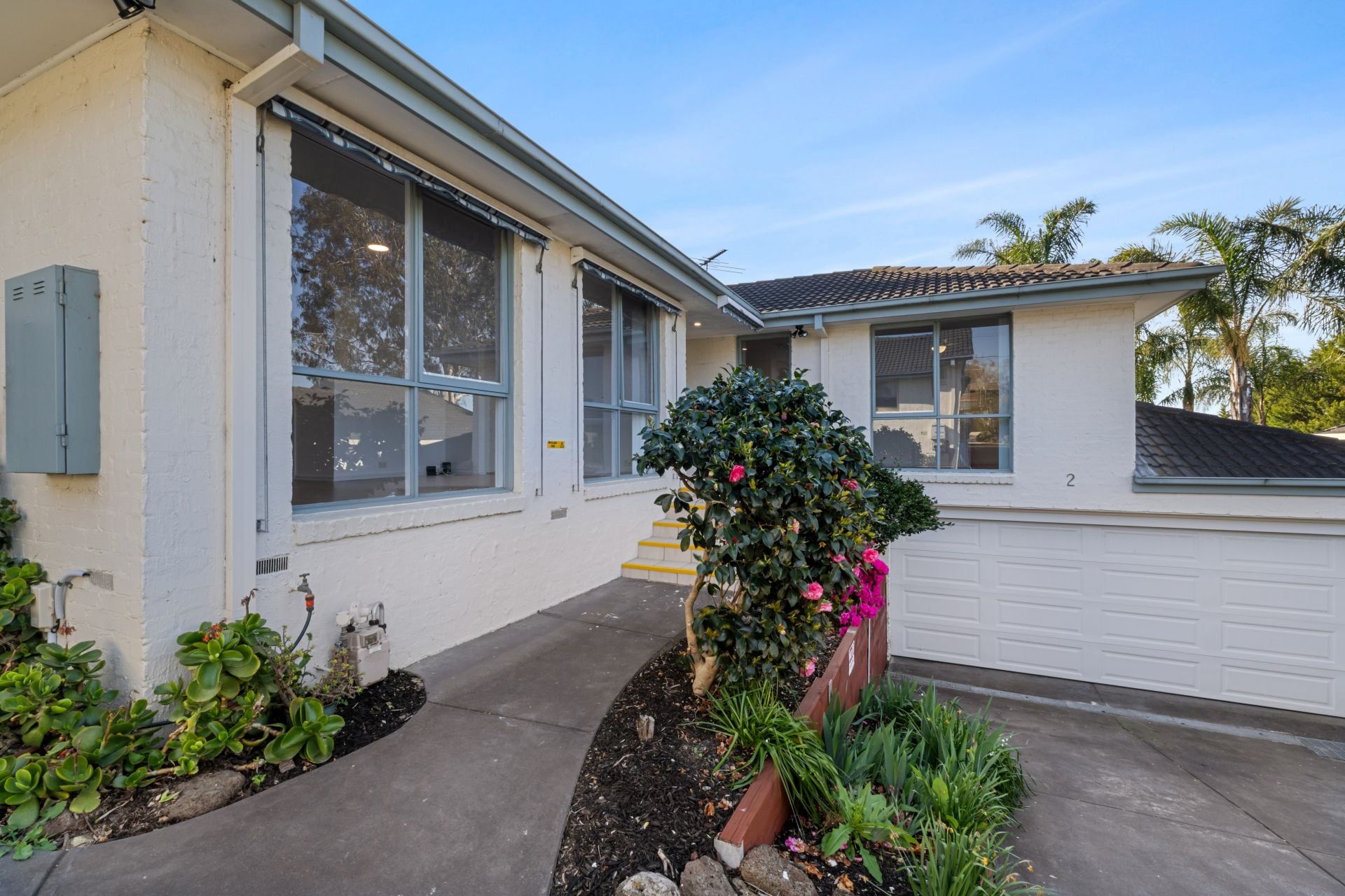 Generous 3-Bedroom Home in Sought-After Templestowe