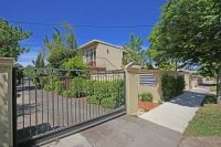 4/70 Collins Street, Thornbury