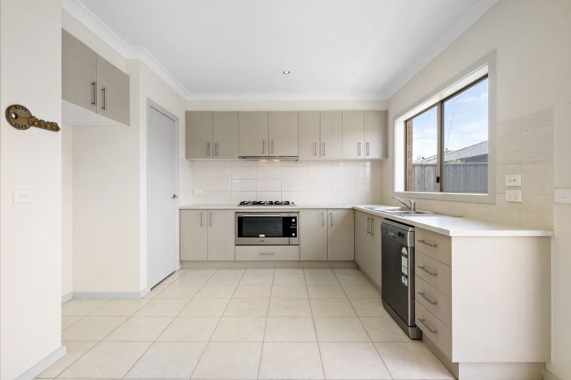 9 Gossamer Way, Mickleham