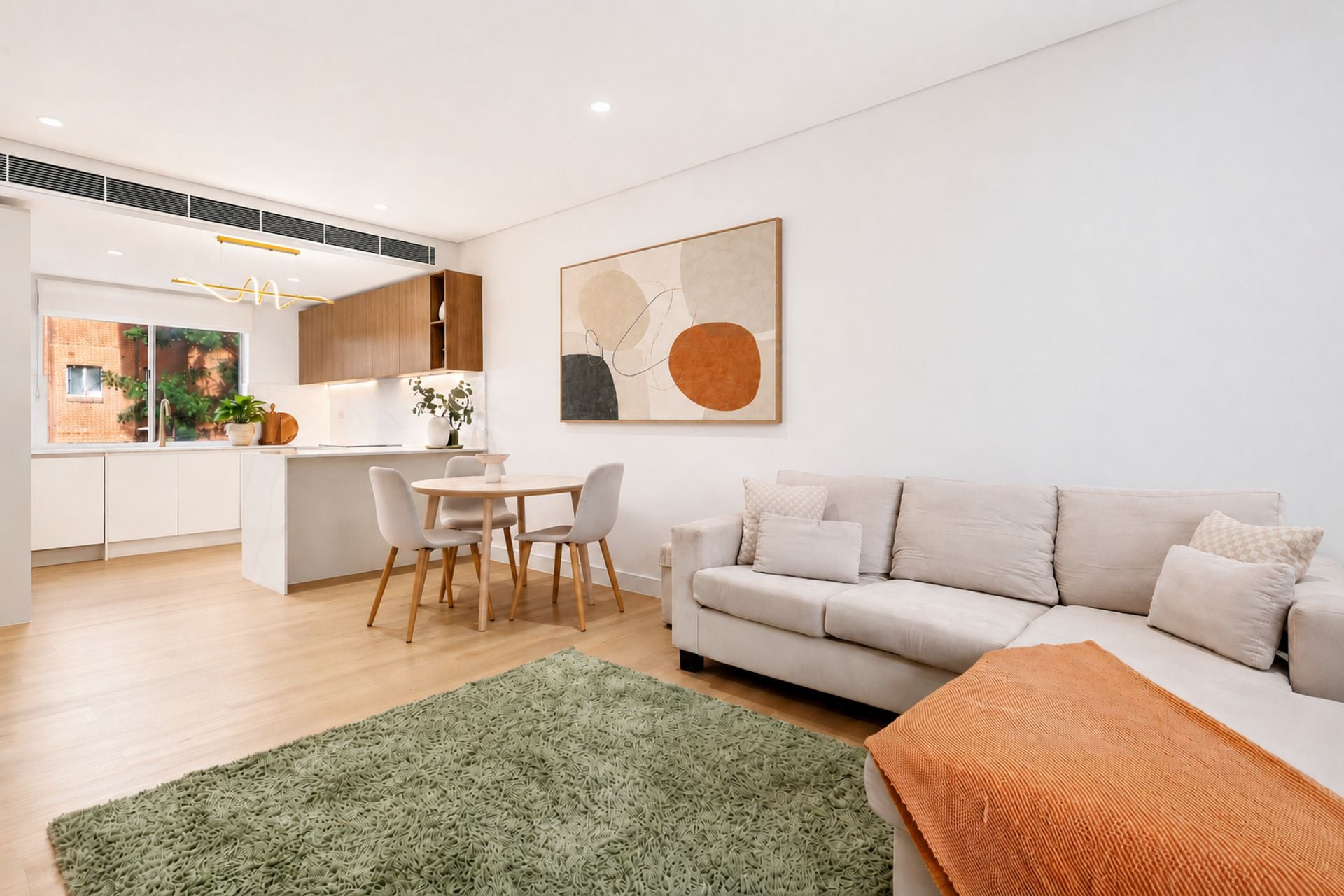 10/138-140 Chuter Avenue, Sans Souci