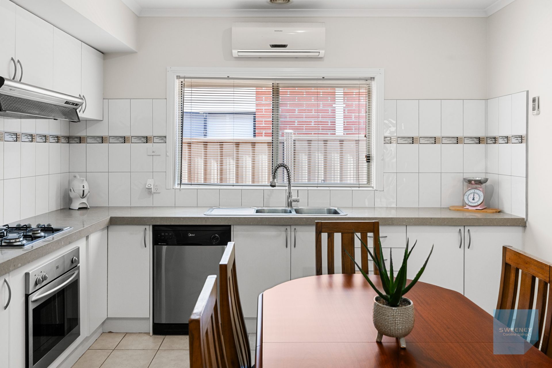 17 St Vincent Way, Caroline Springs - Thumbnail 6
