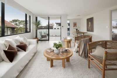 Dee Why - 7/20-22 Clyde Road