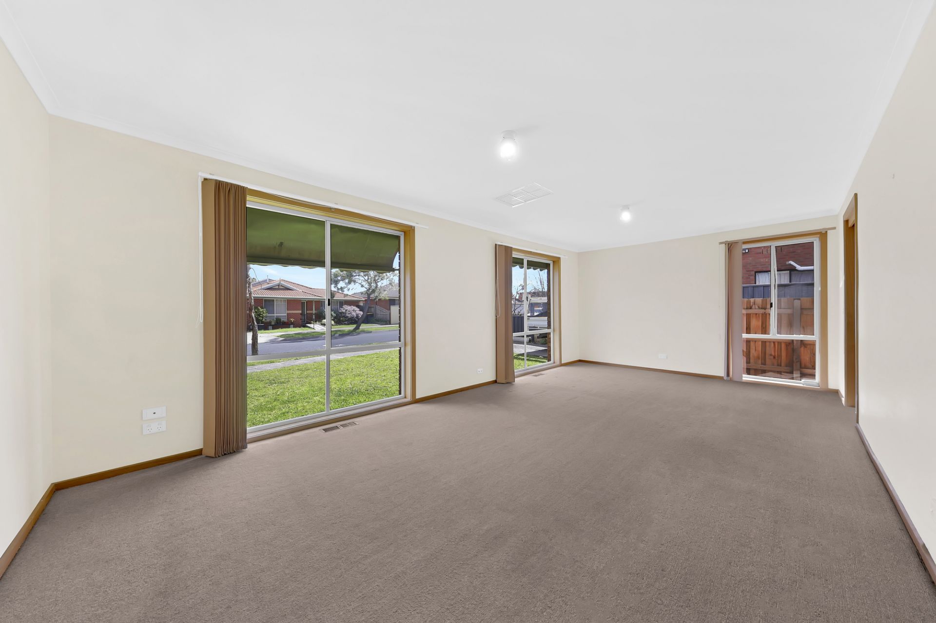 1/2 Belbin Court, Mill Park, Mill Park - Thumbnail 2